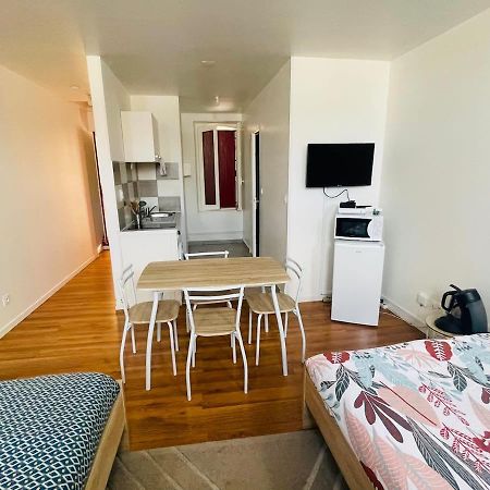 Studio Meuble Verdun - 3Eme Etage, Verdun エクステリア 写真
