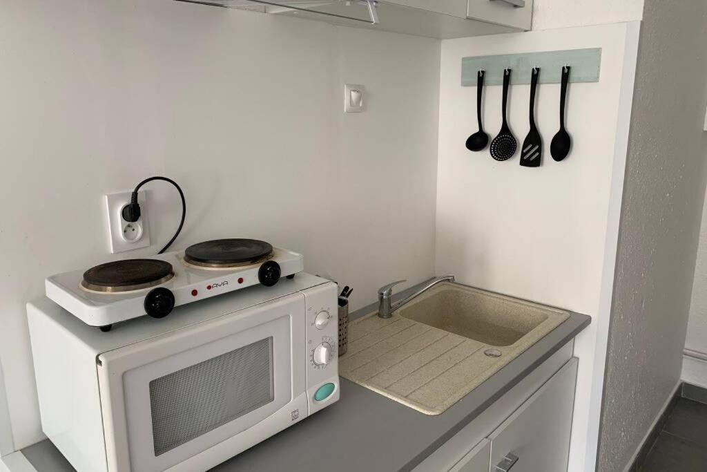 Studio Meuble Verdun - 3Eme Etage, Verdun エクステリア 写真